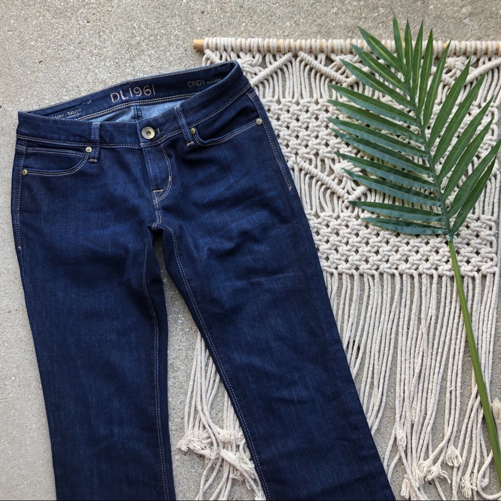 DL1961 Slim Boot Jeans Size 26 - Picture 3 of 7